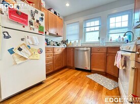 24 Dickinson Rd in Boston, MA - Building Photo