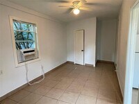 4610 Schroeder St photo'