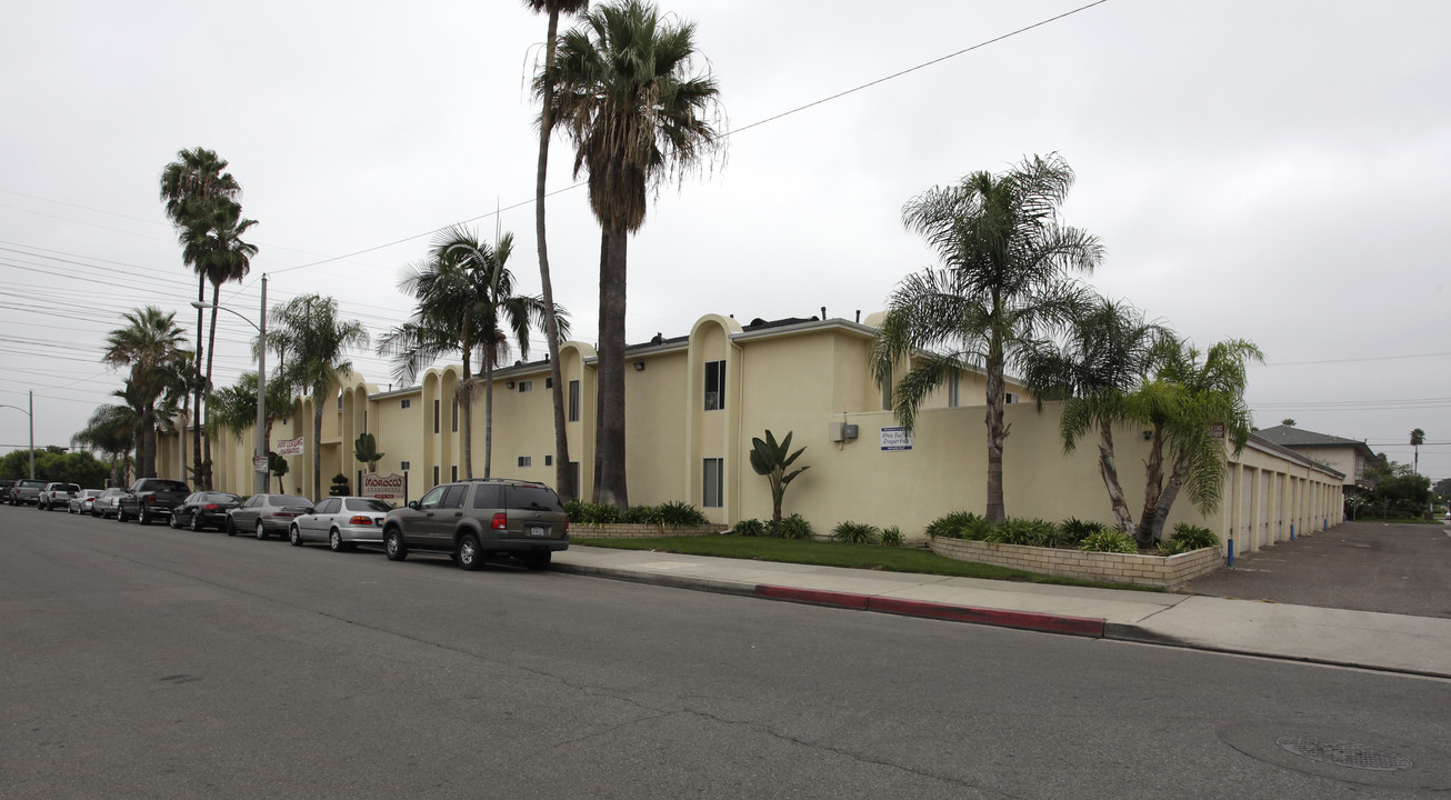 Morocco Apartments in Anaheim, CA - Building Photo