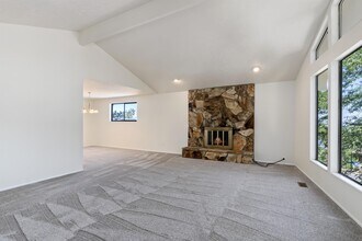 3072 Danforth Dr in Salt Lake City, UT - Building Photo - Building Photo