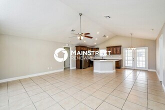 620 SE 11th Ave in Cape Coral, FL - Building Photo - Building Photo
