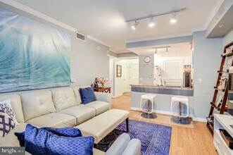 631 D St NW, Unit 927 in Washington, DC - Building Photo - Building Photo