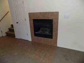 1013 Mineral Way in Socorro, NM - Building Photo - Building Photo