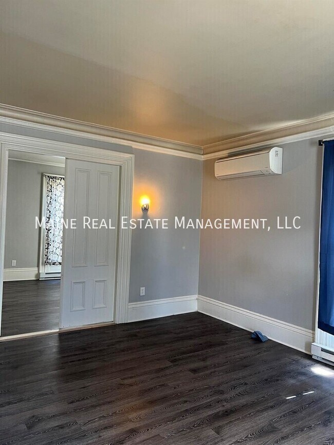 253 Center St in Bangor, ME - Building Photo - Building Photo