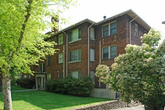 Hilltop Apartments in Nashville, TN - Foto de edificio - Building Photo