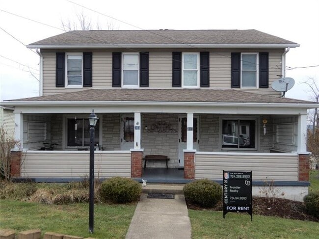 395 1st St in Lawrence, PA - Building Photo - Building Photo