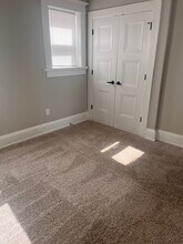 55+ Historic Gallatin Square Senior in Marion, IN - Foto de edificio - Building Photo