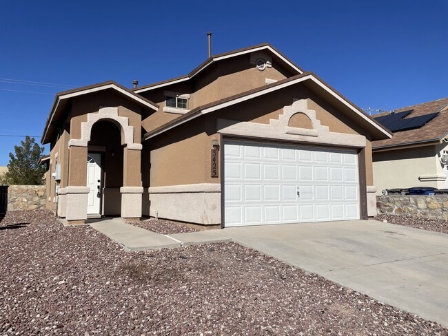 3425 Scarlet Point Dr in El Paso, TX - Building Photo - Building Photo