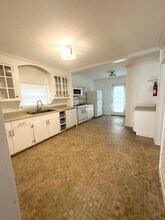 218 First St in Houma, LA - Foto de edificio - Building Photo