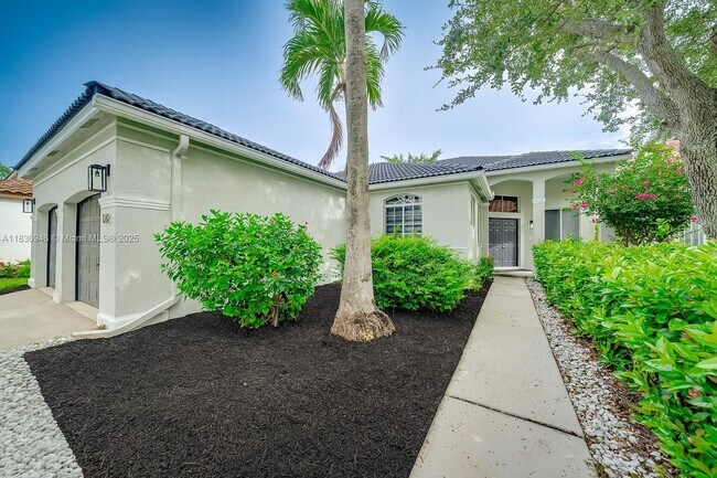1212 Camellia Ln in Weston, FL - Building Photo - Building Photo