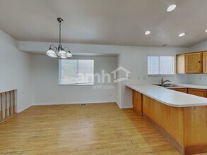 1766 N 2475 W in Clinton, UT - Building Photo - Building Photo