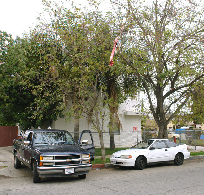 11259 Tiara St in North Hollywood, CA - Foto de edificio - Building Photo