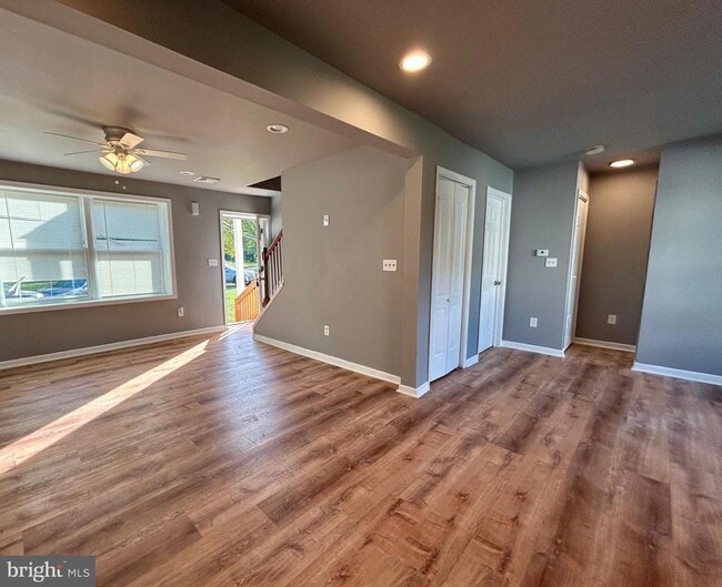 5517 Schumacher Dr in Bristol, PA - Building Photo - Building Photo