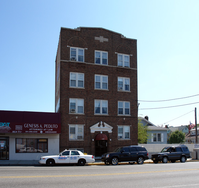 8510 Jf Kennedy Blvd in North Bergen, NJ - Building Photo - Building Photo