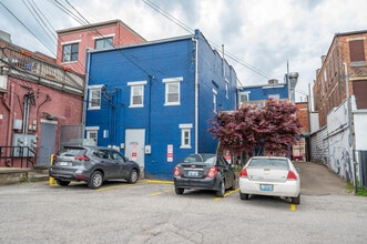 726 Madison Ave, Unit 2 in Covington, KY - Building Photo - Building Photo