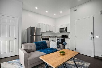 209 9th St in Pittsburgh, PA - Building Photo - Building Photo