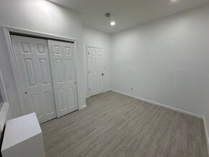 793 E 19th St, Unit 3 in Paterson, NJ - Building Photo - Building Photo