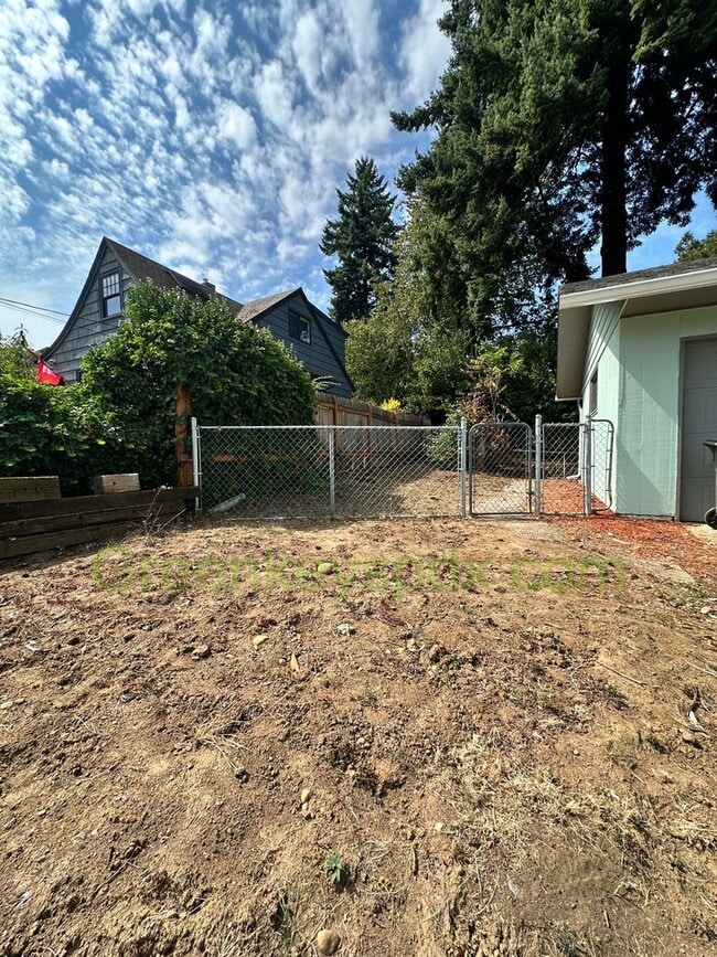5435 NE 35th Ave in Portland, OR - Building Photo - Building Photo