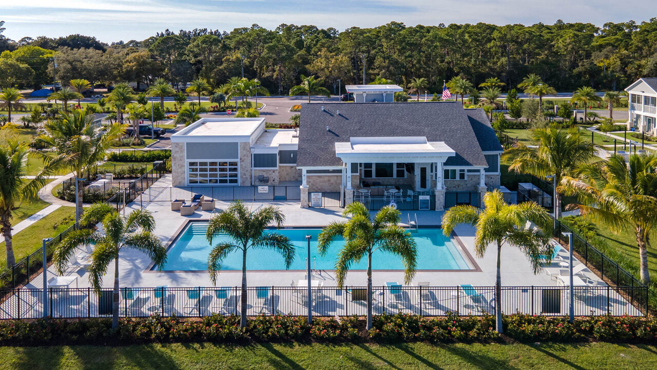 Springs at Cape Coral in Cape Coral, FL - Foto de edificio