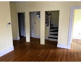 53 Prince St-Unit -2 in Brookline, MA - Building Photo - Building Photo