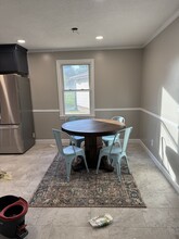 120 Holland St in Simpsonville, SC - Foto de edificio - Building Photo