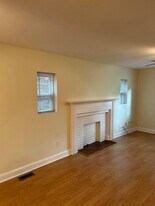 110 W Tulane Rd in Columbus, OH - Building Photo