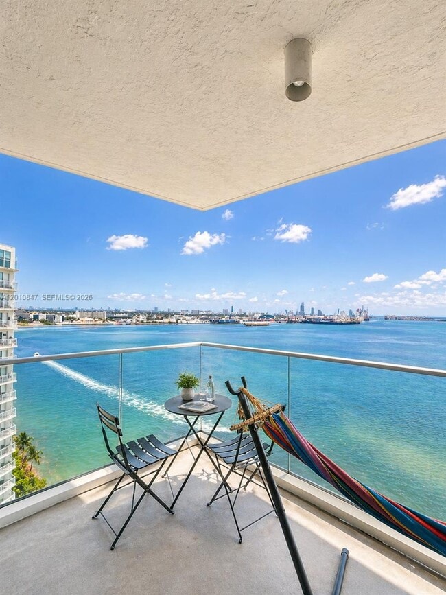 property at 800 Claughton Island Dr