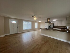 421 Adams Ct NW in Port Charlotte, FL - Building Photo - Building Photo