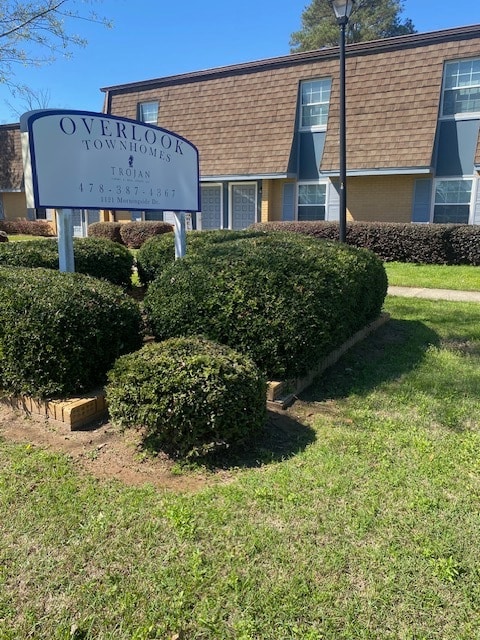 property at 1121 Morningside Dr