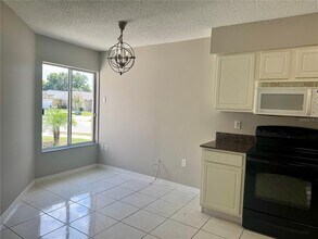4301 Country Hills Blvd in Plant City, FL - Building Photo - Building Photo