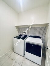 10232 N Crooked Peak Trail in Marana, AZ - Building Photo - Building Photo