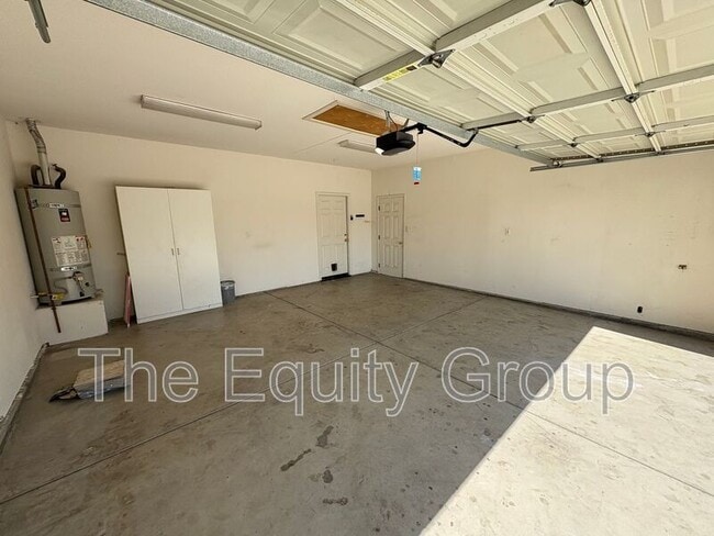 1016 E Arlen Ave in Visalia, CA - Building Photo - Building Photo