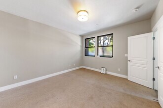 1201 66th St in Oakland, CA - Building Photo - Building Photo