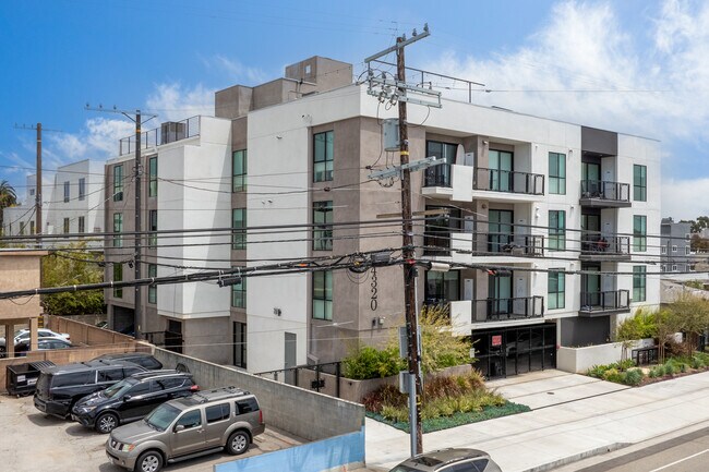 4320 Inglewood Blvd in Los Angeles, CA - Building Photo - Building Photo