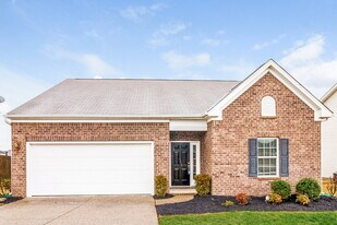 2017 Kingston Pl in Spring Hill, TN - Building Photo