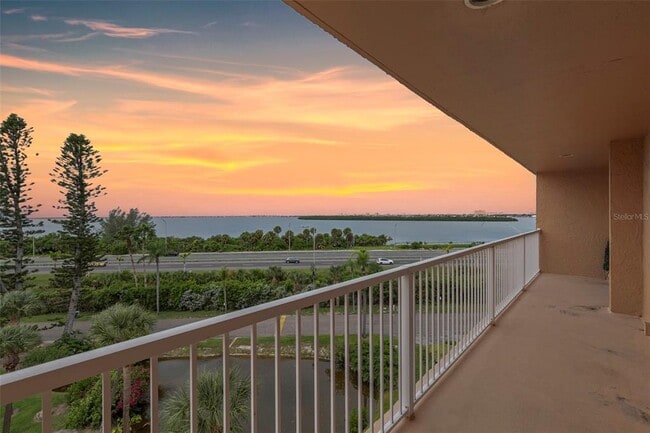 property at 7430 Sunshine Skyway Ln S