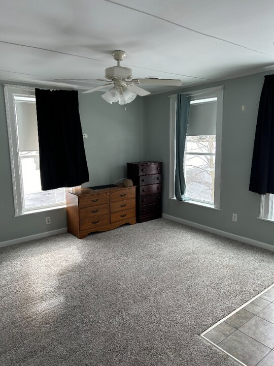 331 W 5th St-Unit -Upper Unit in Oswego, NY - Building Photo