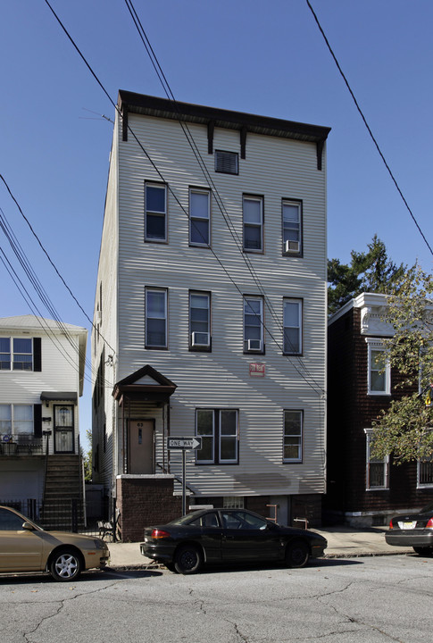 63 Greenville Ave in Jersey City, NJ - Building Photo