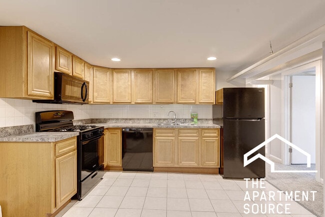 property at 5101 W Newport Ave