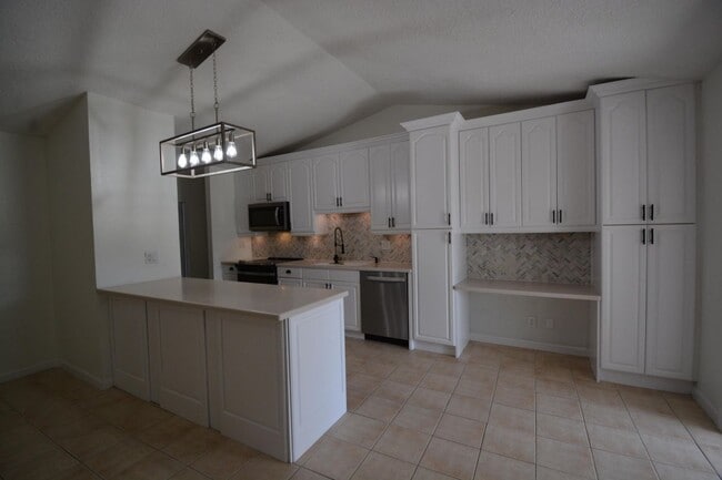 property at 1379 Pinetta Cir