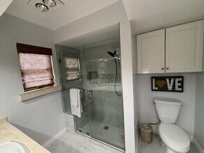 8340 Manitoba St in Los Angeles, CA - Building Photo - Building Photo