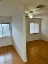 5725 NW 109th Ave, Unit 0 in Doral, FL - Foto de edificio - Building Photo