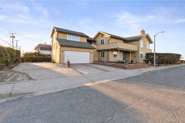 115 Maryland Ave in Long Beach, NY - Building Photo - Building Photo
