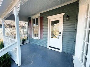 412 W Day St in Denison, TX - Building Photo - Building Photo