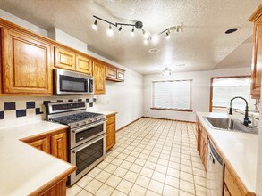 6605 NW 134th St in Oklahoma City, OK - Building Photo - Building Photo