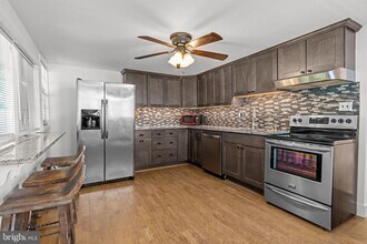 122 E Richardson Ave in Langhorne, PA - Building Photo - Building Photo