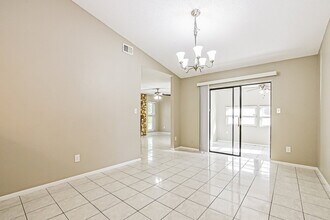 1348 Andes Dr in Winter Springs, FL - Building Photo - Building Photo