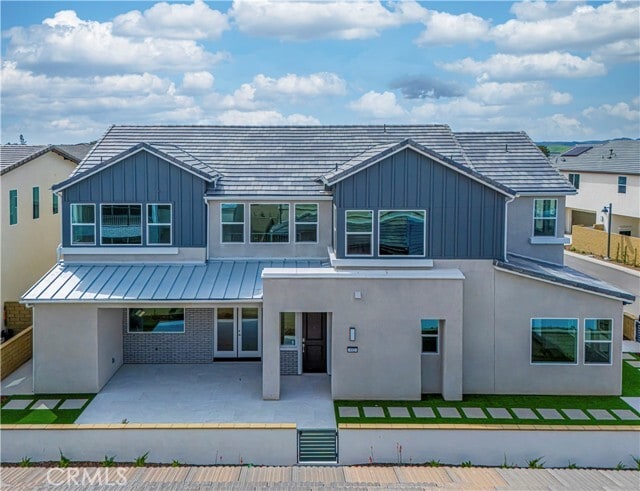 property at 402 Shrike