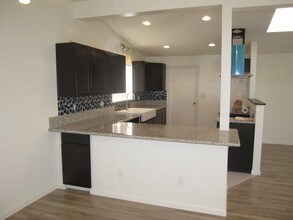 9433 Fullerton Ave in San Diego, CA - Building Photo - Building Photo