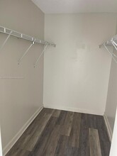 9375 Fontainebleau Blvd in Miami, FL - Building Photo - Building Photo